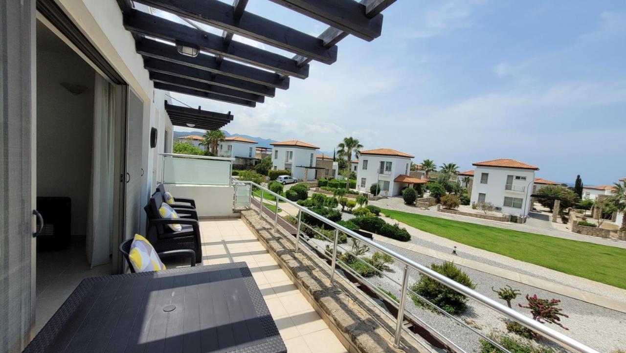 Sea And Mountain View Beachfront Penthouse Yali Esterno foto