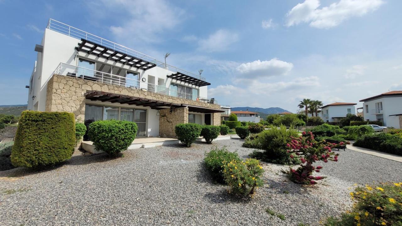 Sea And Mountain View Beachfront Penthouse Yali Esterno foto