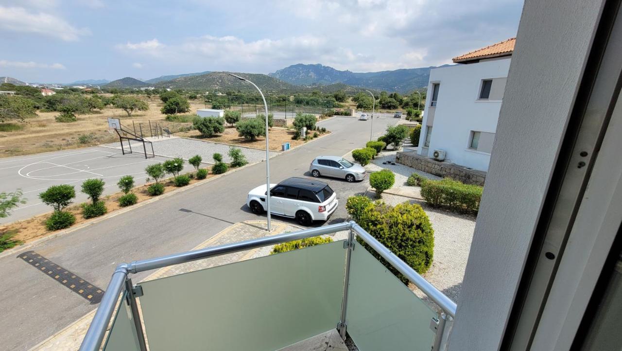 Sea And Mountain View Beachfront Penthouse Yali Esterno foto