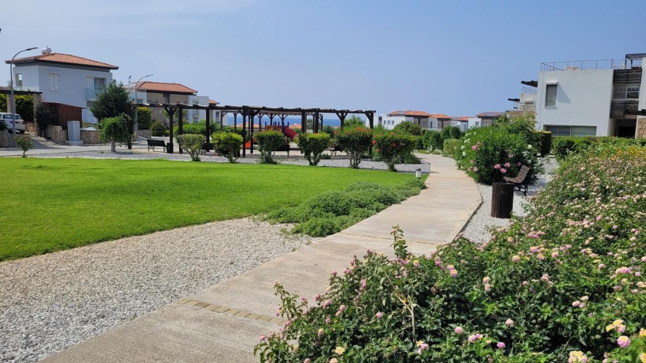 Sea And Mountain View Beachfront Penthouse Yali Esterno foto