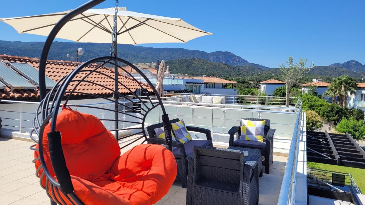 Sea And Mountain View Beachfront Penthouse Yali Esterno foto
