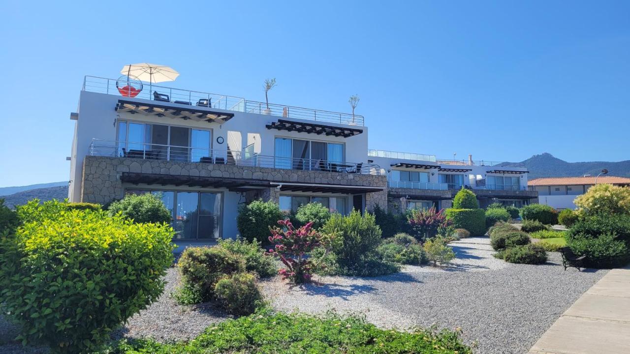 Sea And Mountain View Beachfront Penthouse Yali Esterno foto